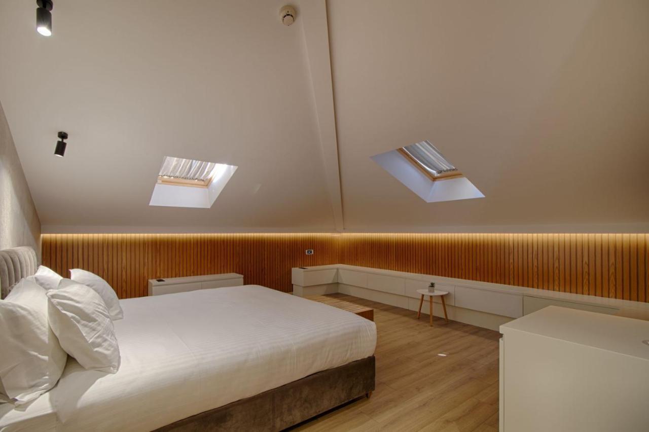 Primo Hotel Тирана Экстерьер фото