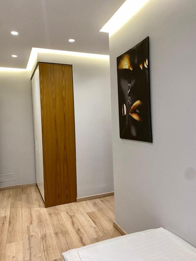 Primo Hotel Тирана Экстерьер фото